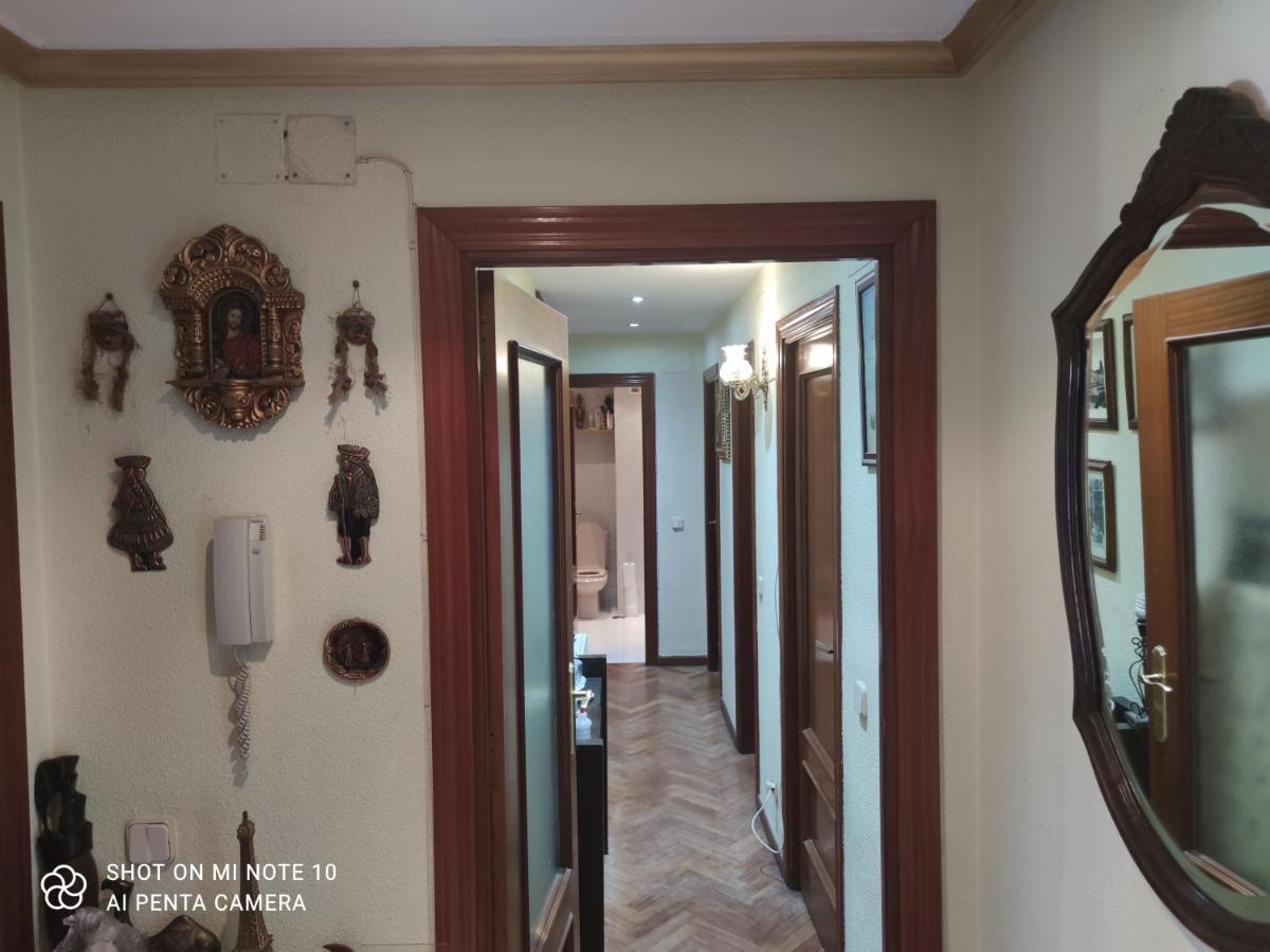 Habitacion Mv Madrid Exteriér fotografie